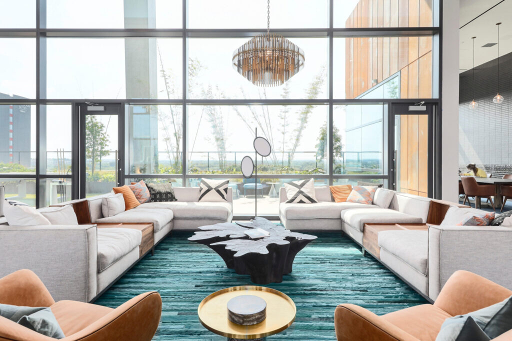 Mark Zeff Hotel Lounge