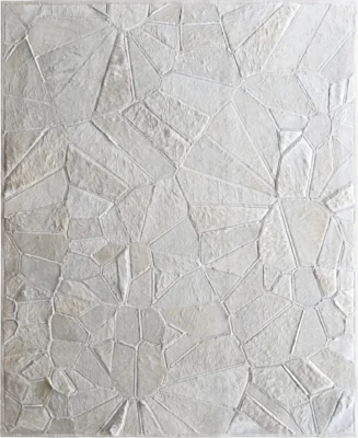 Lexar Hide 15275 designer rug shows an irregular, light mosaic pattern in luxury hide.